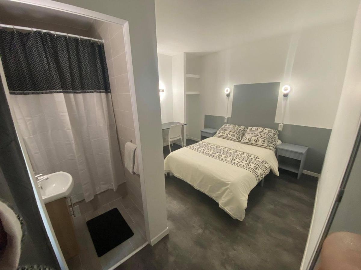 Hotel Le Parisien Реймс Екстериор снимка