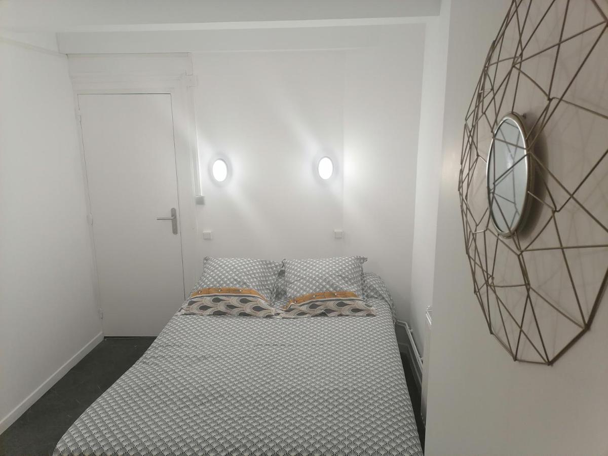 Hotel Le Parisien Реймс Екстериор снимка