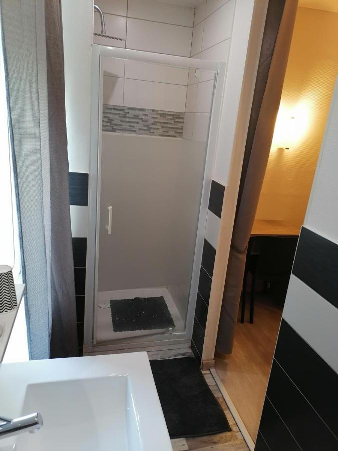 Hotel Le Parisien Реймс Екстериор снимка