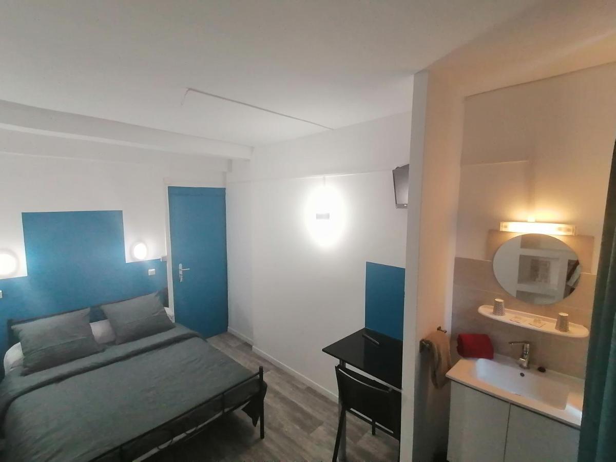 Hotel Le Parisien Реймс Екстериор снимка